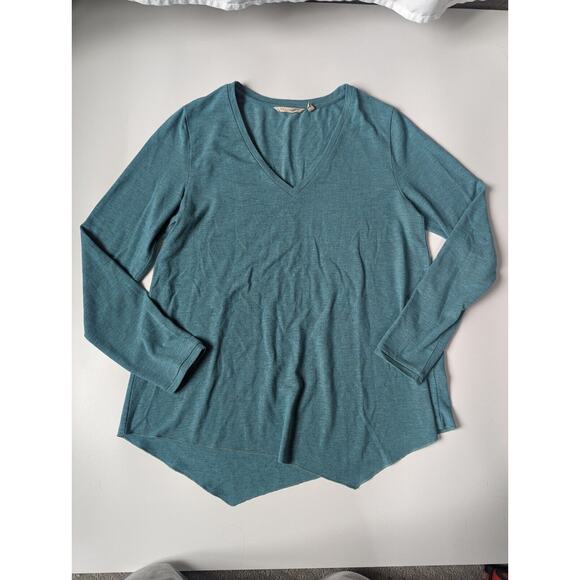 Soft Surroundings Medium Blue V-neck Long Sleeve Asymmetrical Shirt Confort - Picture 1 of 7
